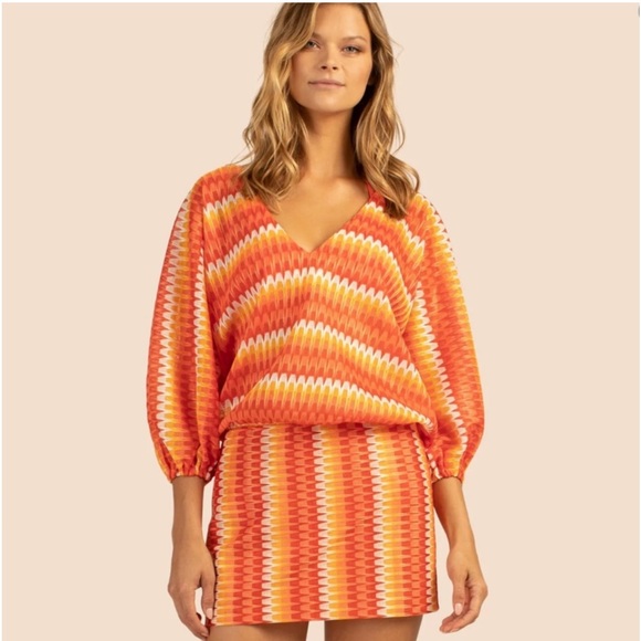 🔘Trina Turk “Sun ray” tunic - Picture 1 of 4